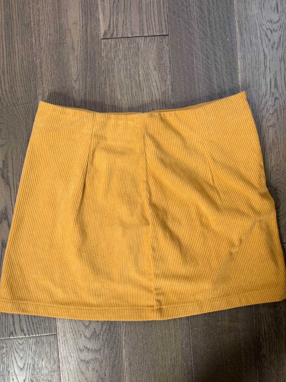 HALARA Yellow Mini Skirt with Built-in Shorts
